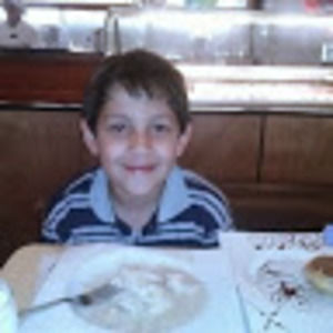 Meet your Posher, Juan esteban